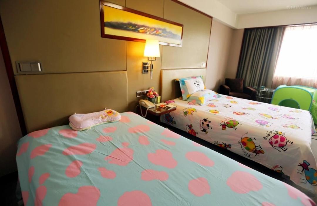 Inzone Garland Hotel Цзинань Экстерьер фото