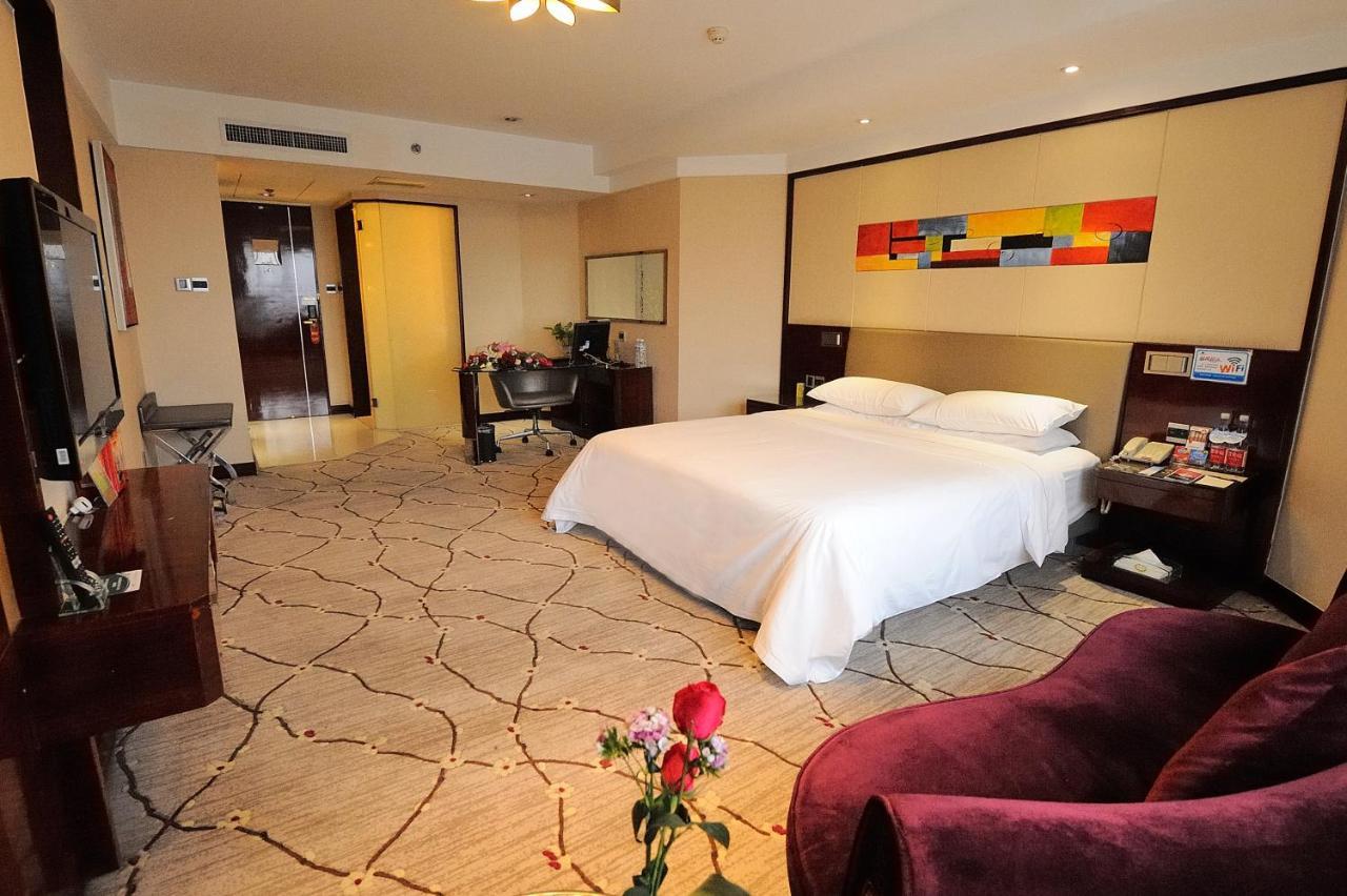 Inzone Garland Hotel Цзинань Экстерьер фото