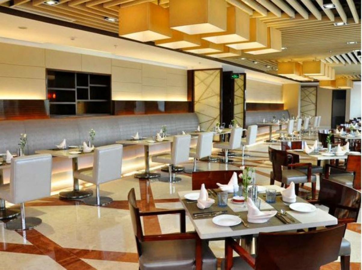 Inzone Garland Hotel Цзинань Экстерьер фото